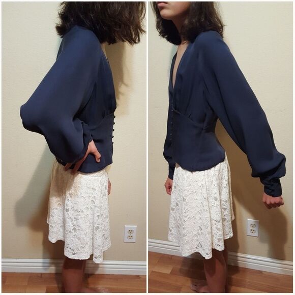 Joie Alurea Button Front Silk Blouse Sz 2 - Picture 3 of 11